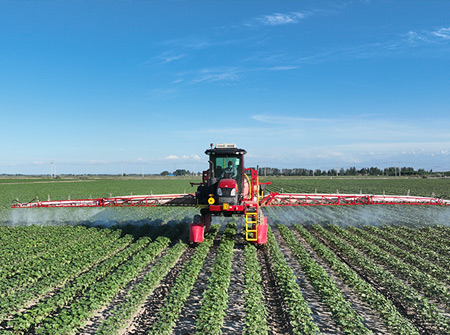 BG大游集团3WPZ-3000型自走式风幕式喷杆喷雾机